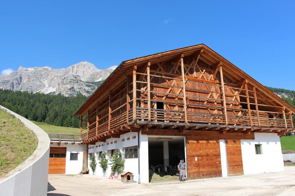 Jaegerhaus Agriturismo Кортина-д'Ампеццо Экстерьер фото