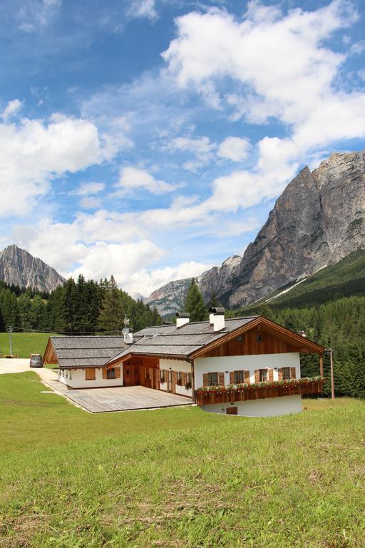 Jaegerhaus Agriturismo Кортина-д'Ампеццо Экстерьер фото