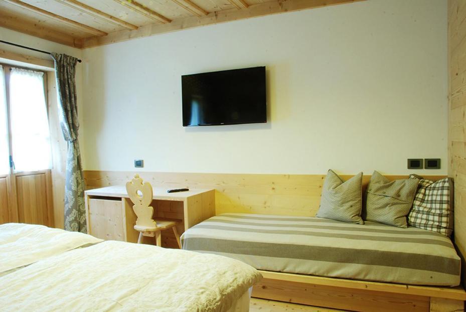 Jaegerhaus Agriturismo Кортина-д'Ампеццо Номер фото