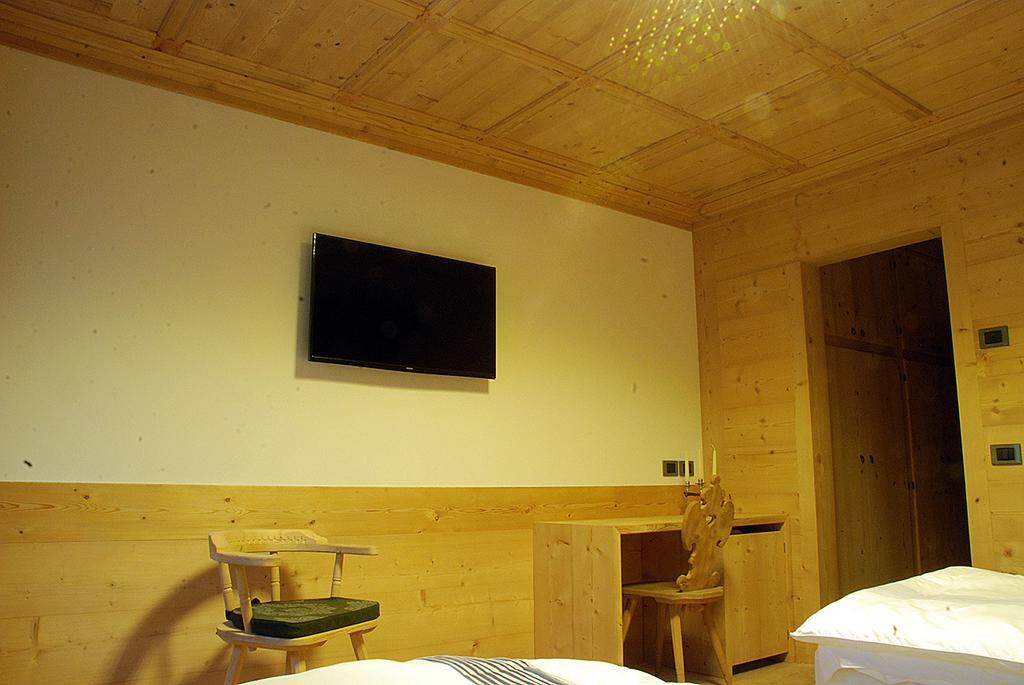 Jaegerhaus Agriturismo Кортина-д'Ампеццо Номер фото