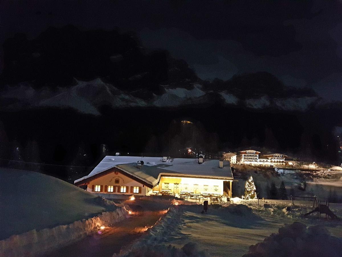 Jaegerhaus Agriturismo Кортина-д'Ампеццо Экстерьер фото